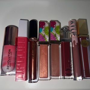 New bundle 8 Lip Gloss